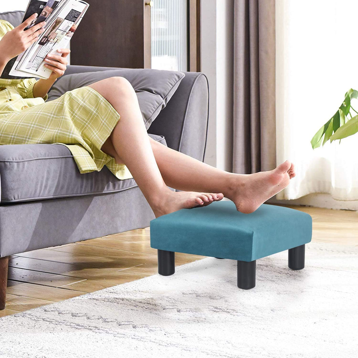 Joveco Small Footstool Ottoman, PU Leather Footrest Square Foot Stool with  Non-Skid Plastic Legs, Modern Pets Step Stool for Couch Desk Office Living  Room