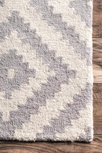 Kellee Light Grey Contemporary Wool Area Rug