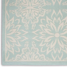 Transitional Floral Ivory/Green Area Rug
