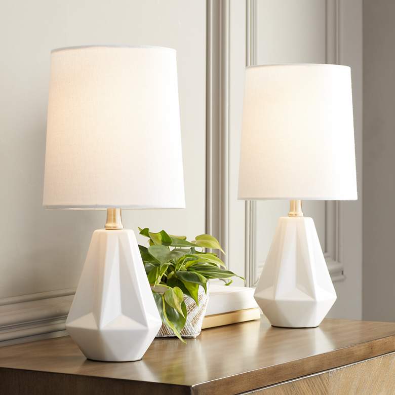 Modern white hot sale table lamps