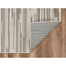 Textured Stripe Indoor/ Outdoor Area Rug