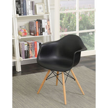 Furniture of America Duff Modern Plastic Dining Chairs (Set of 2)
