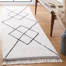 Handmade Josefine Bohemian & Eclectic Soft Area Rug