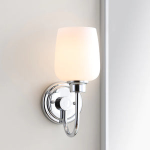 SAFAVIEH Lighting Casen 1-light Chrome LED Bathroom Sconce - 4.8"x7.5"x12"