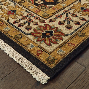 Handmade Wool Traditional Black/ Ivory Soft Area Rug