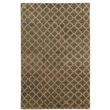 Maddox Hand-made Wool Trellis Soft Area Rug