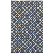 Maddox Hand-made Wool Trellis Soft Area Rug