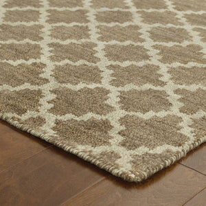 Maddox Hand-made Wool Trellis Soft Area Rug