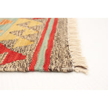 Anne Hathaway Collection Flat-weave Sivas Cream Wool Kilim Rug