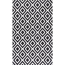 Kellee Machine Washable Modern Diamonds Area Rug