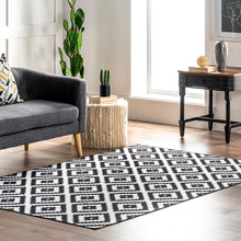 Kellee Machine Washable Modern Diamonds Area Rug