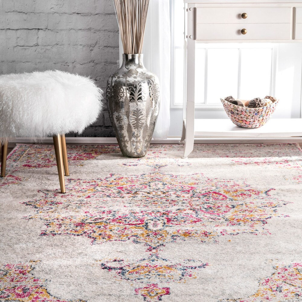 Persian Vintage Rug, Muted Shades of Pink Pale & Dusty Boho Geometric – Fame